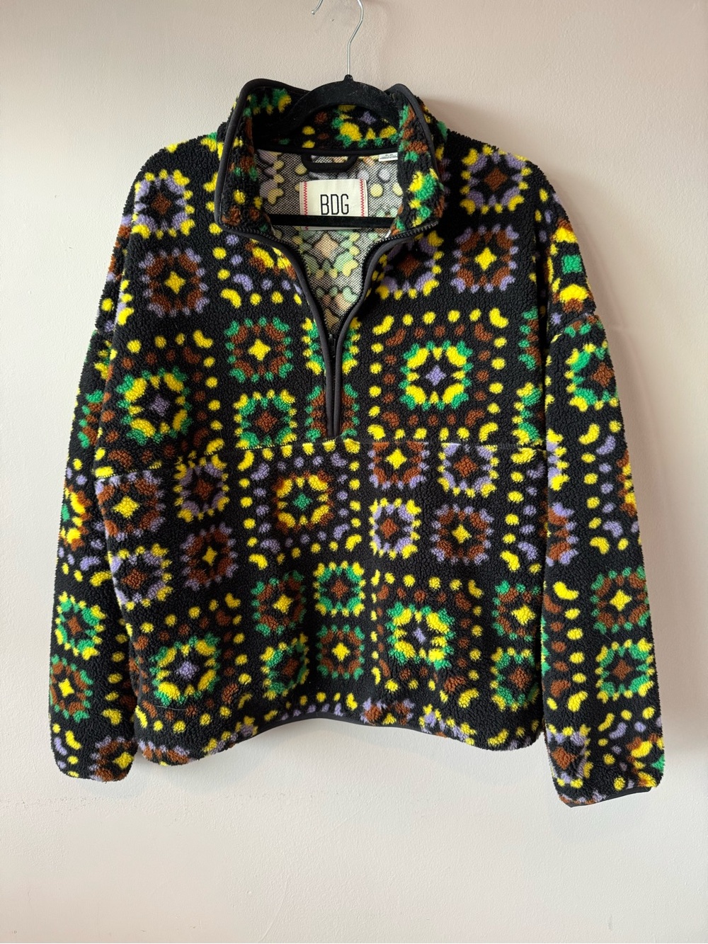 Urban Outfitters BDG Women’s Yosemite Granny Square Pattern Fleece Size Small